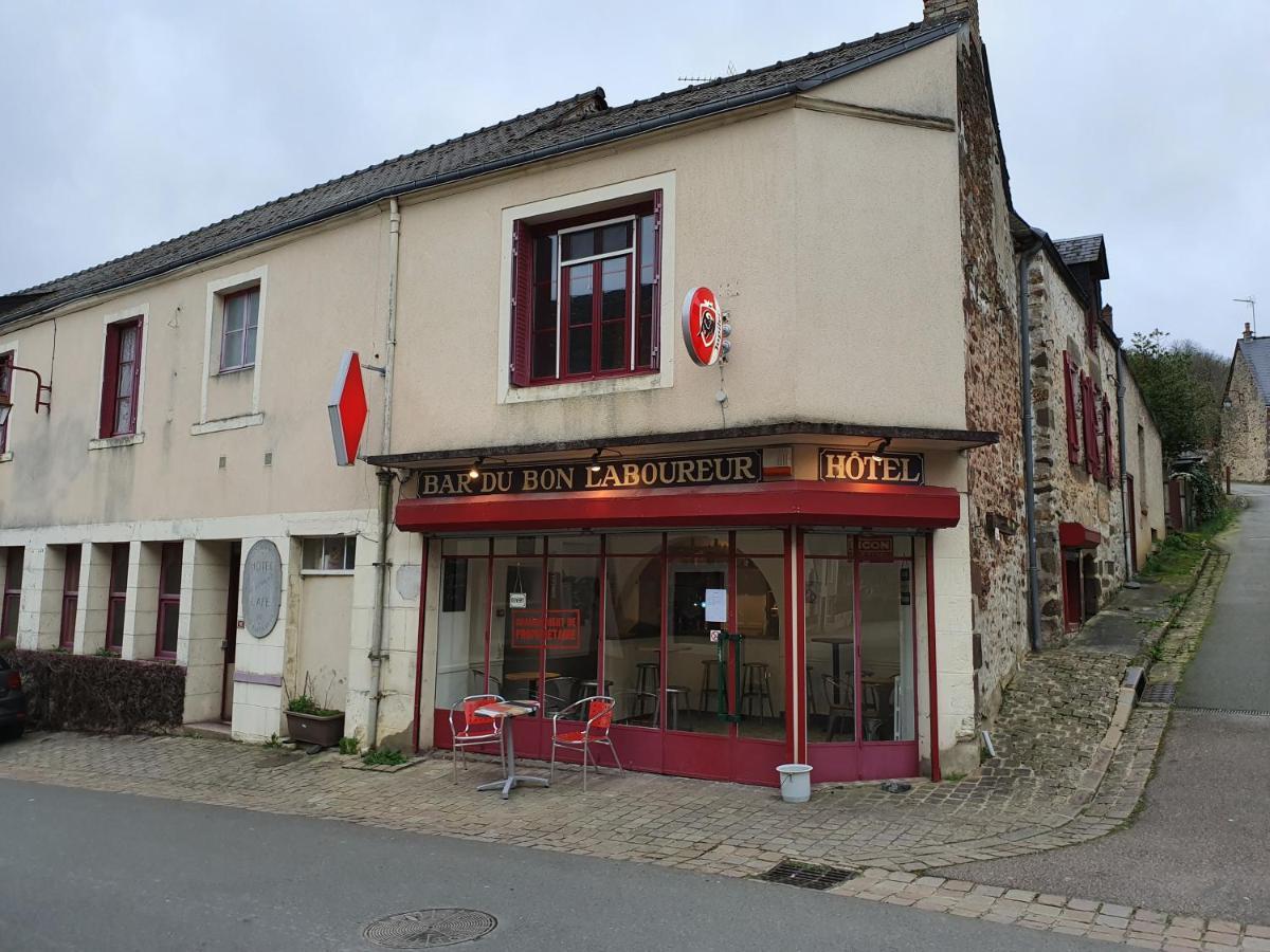 Hotel Le Bon Laboureur Saint-Léonard-des-Bois Exterior foto